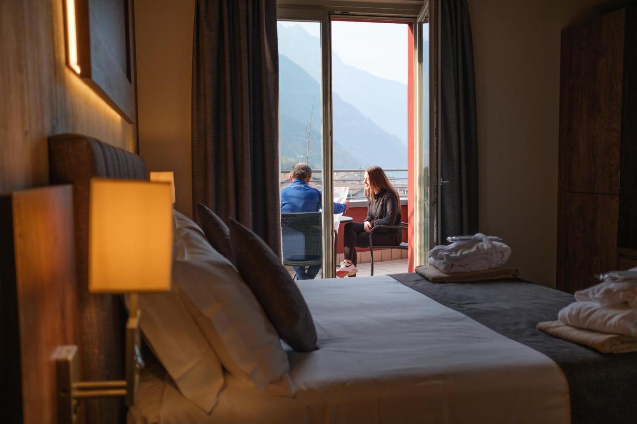 Lake Hotel La Pieve Pisogne Exterior photo