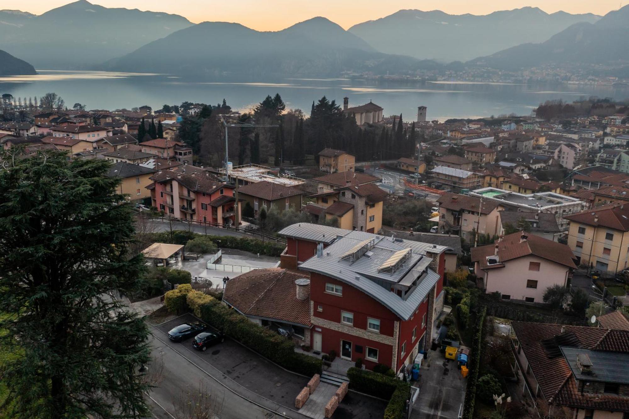 Lake Hotel La Pieve Pisogne Exterior photo